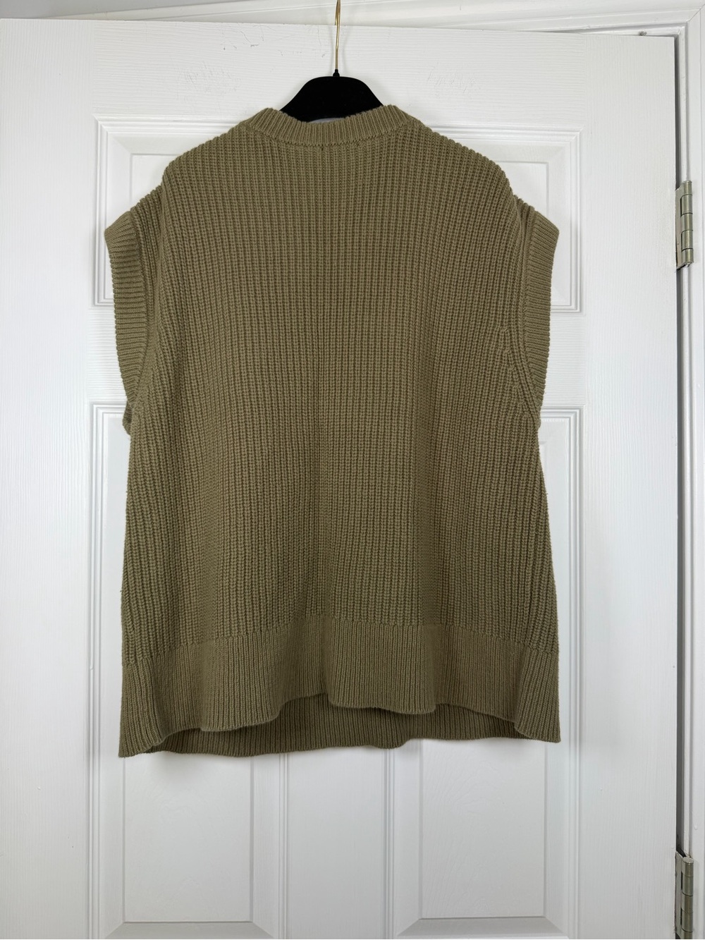 Rails Size L • Olive Green Chandler Crew Neck Sweater Vest. - Picture 5 of 5